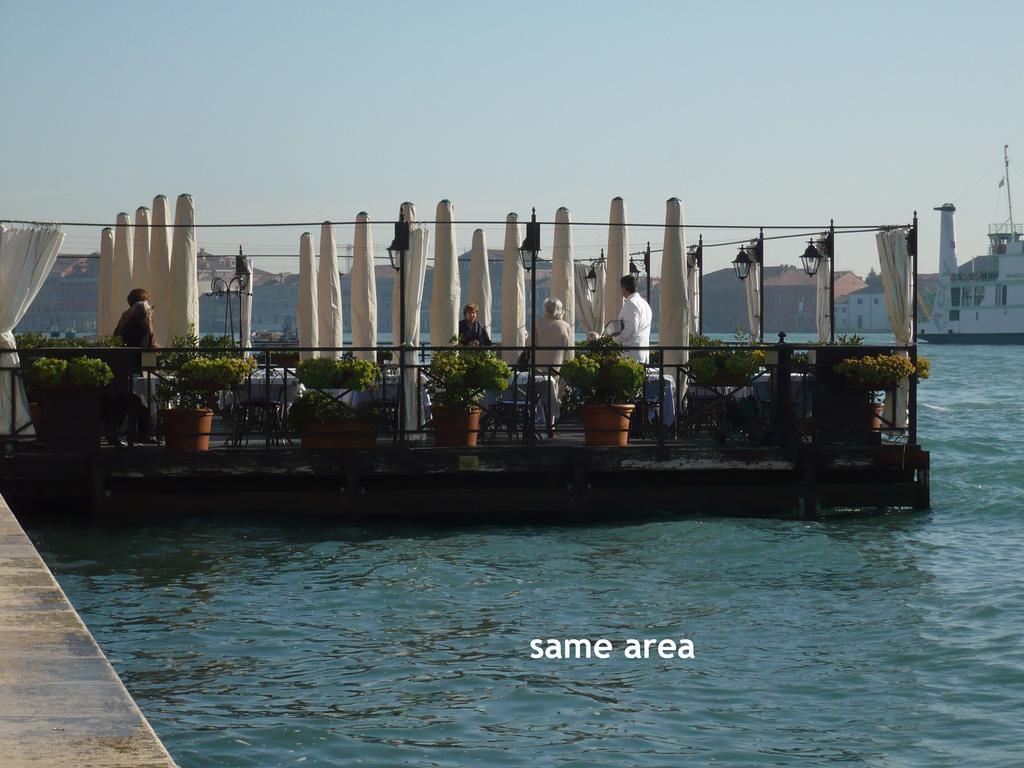 Cruise Harbor Next 4Pax, Mob Aircond, Wifi Apartment Venice Exterior photo